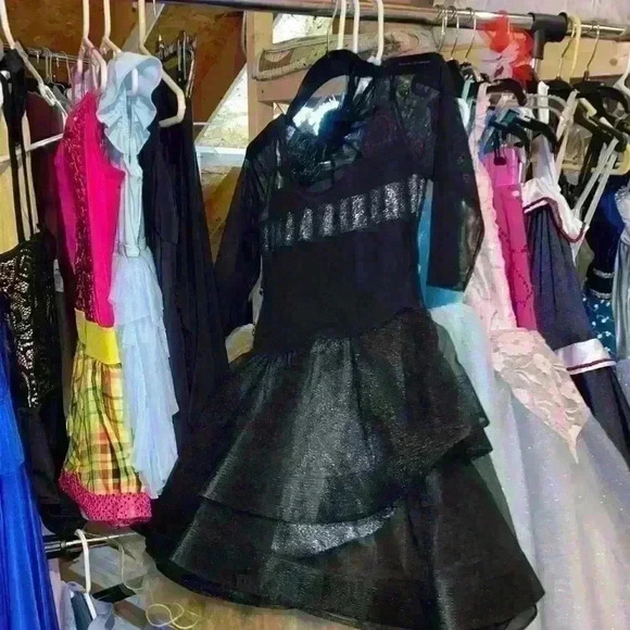 Dance Lyrical Jazz Tap Costume Size Large Adult Silver and Black - Picture 10 of 11